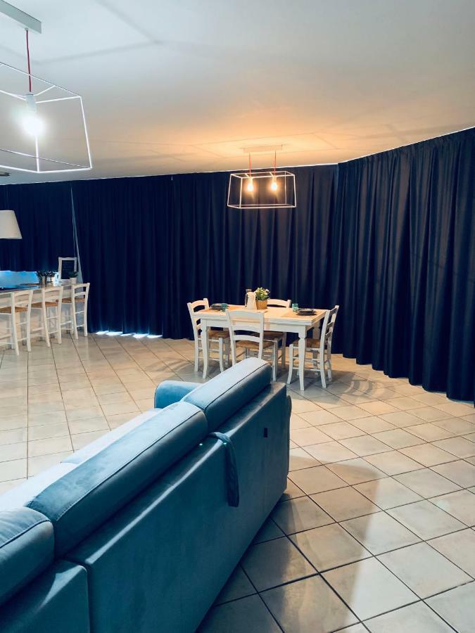 Chateau Madame Josephine Scafati Luaran gambar